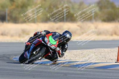 media/Jan-09-2022-SoCal Trackdays (Sun) [[2b1fec8404]]/Turn 6 (1035am)/